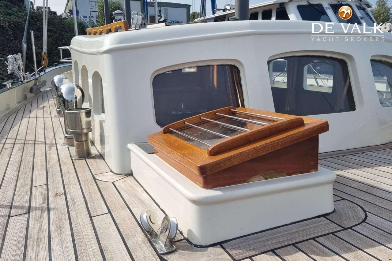Beeldsnijder Pilothouse Schoener 50