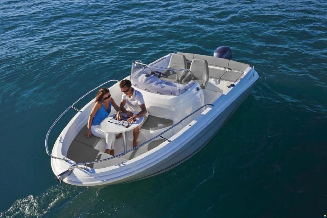 Jeanneau 5.5 CC Cap Camarat