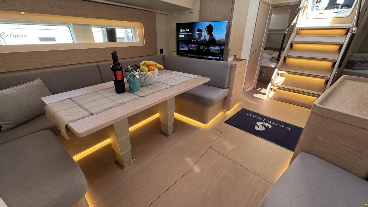 Beneteau Oceanis Yacht 54
