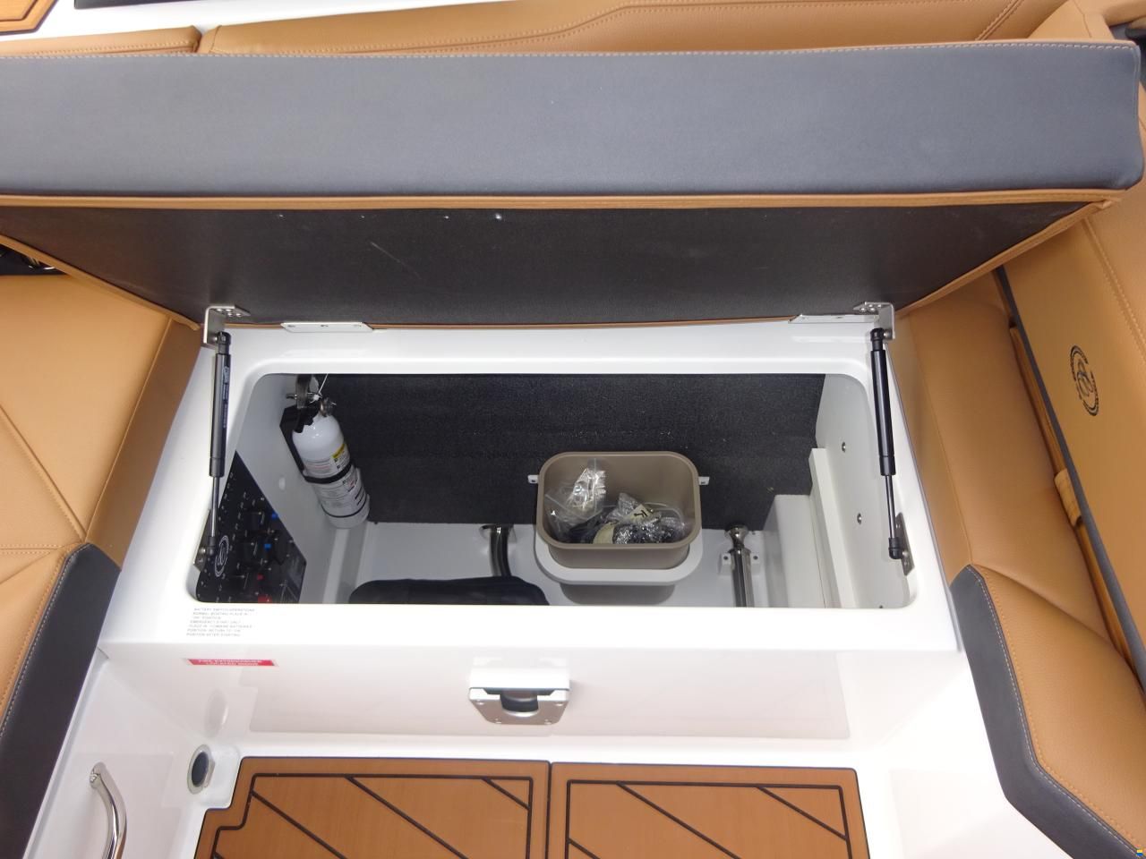 Cobalt R6 -frei Gardasee-