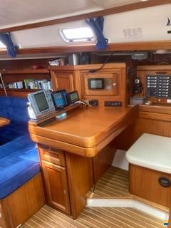 Dufour 38 Classic