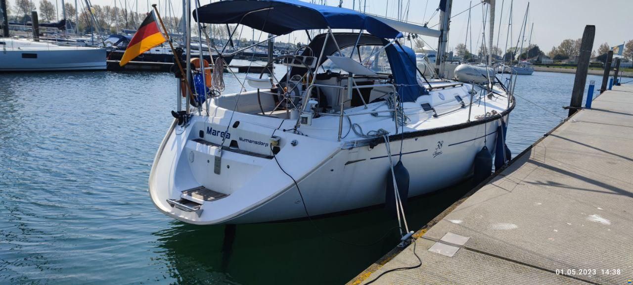Dufour 38 Classic