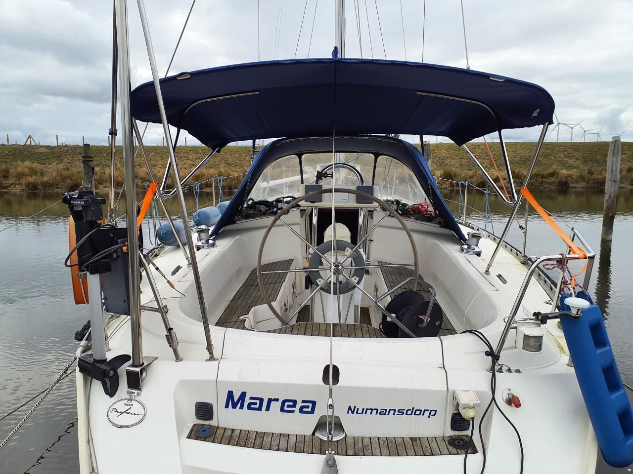 Dufour 38 Classic