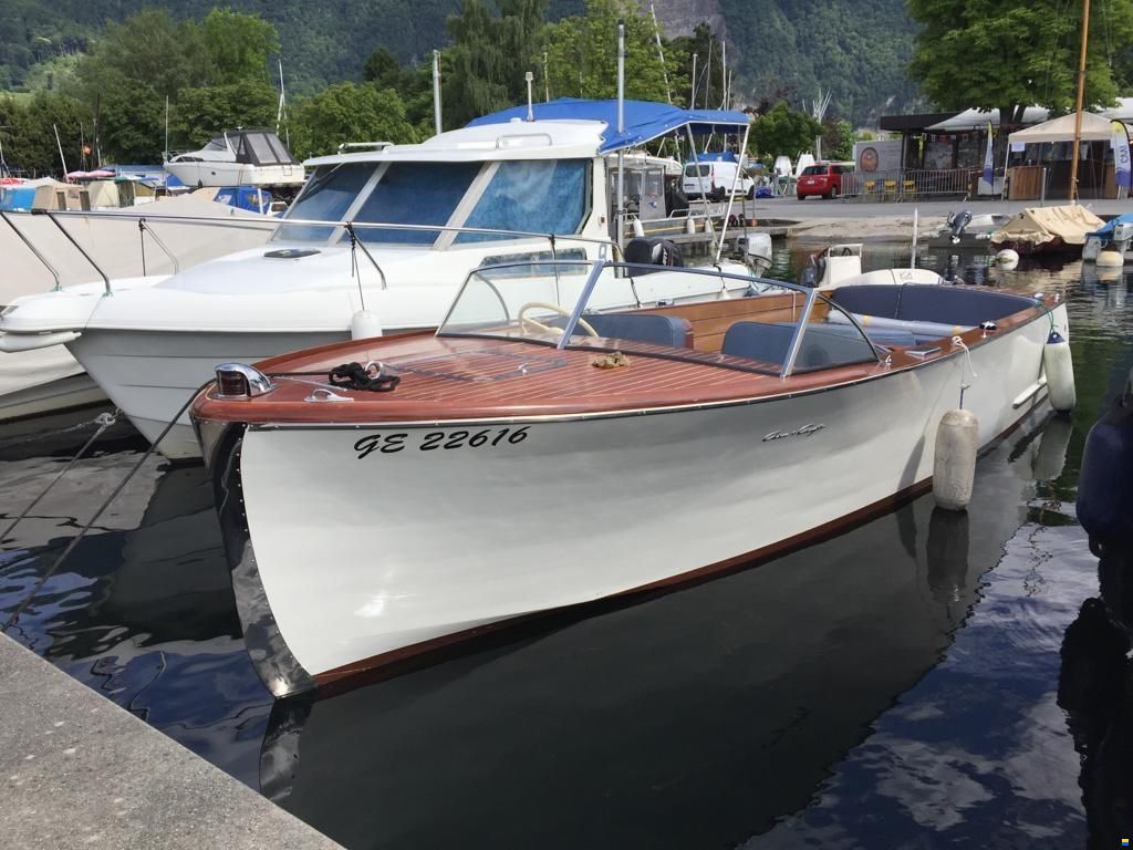Chris Craft Sportsman 22