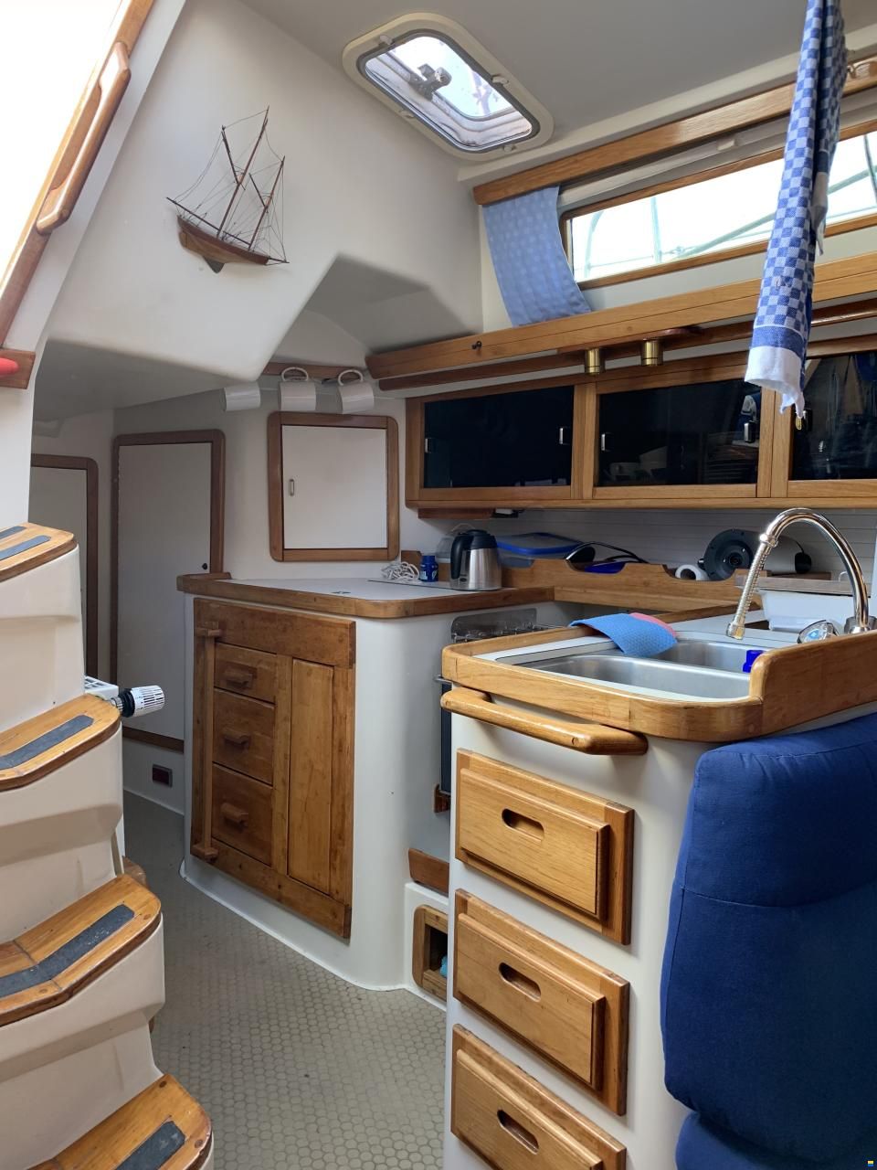 Catalina 42