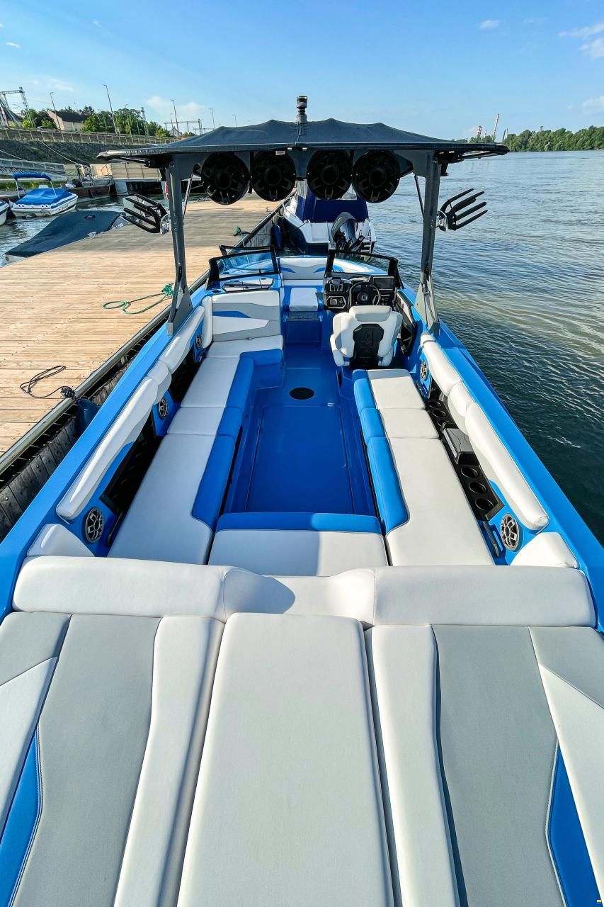 Axis T250