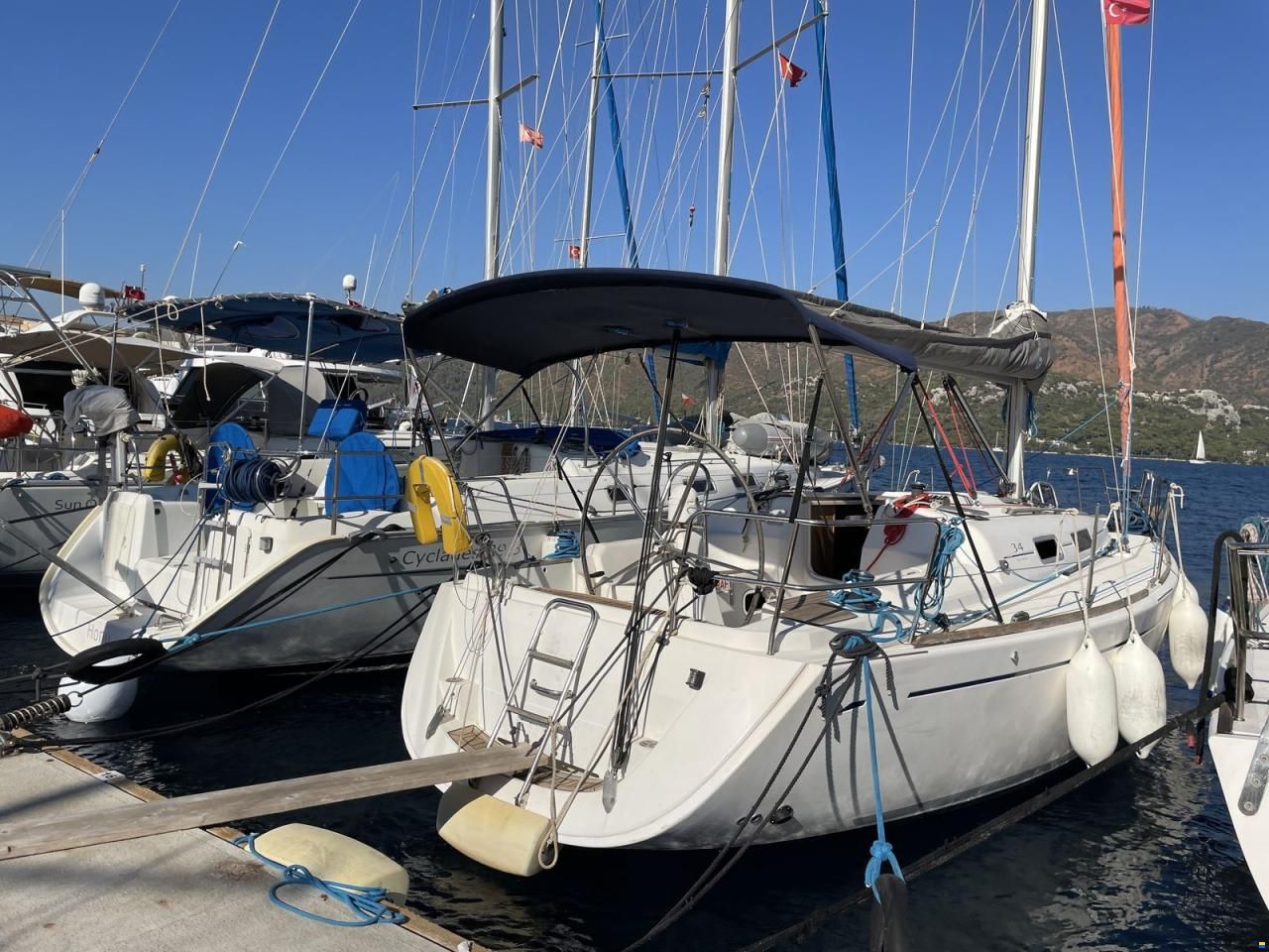 Dufour 34