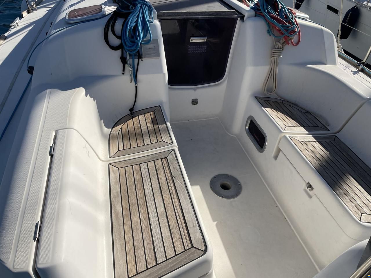 Dufour 34 Performance