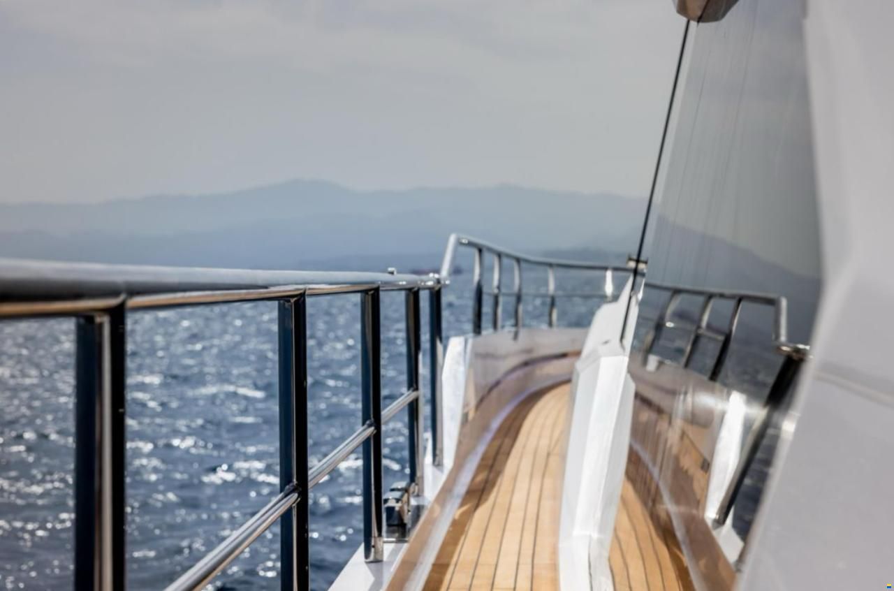 AICON Yachts 66
