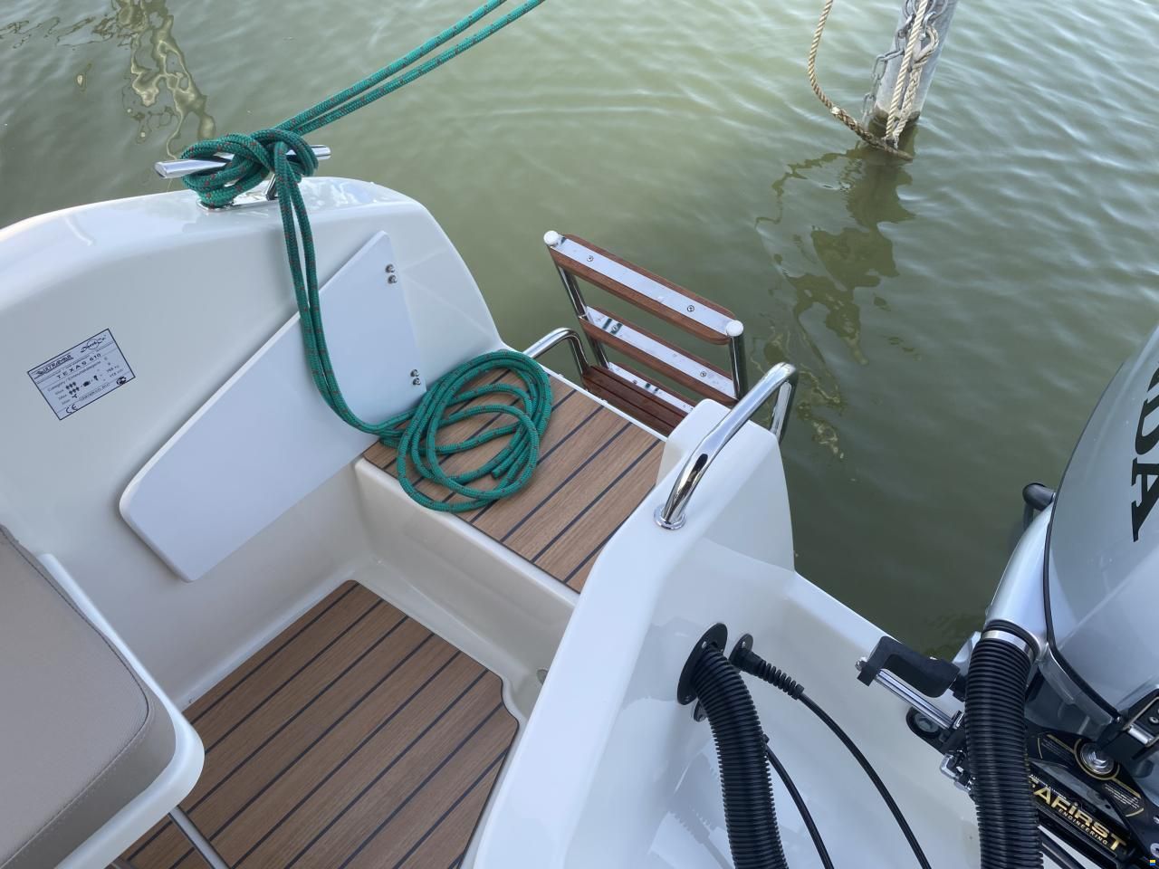Texas 610 Pilothouse