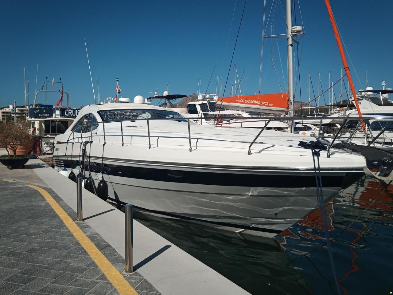Pershing 54