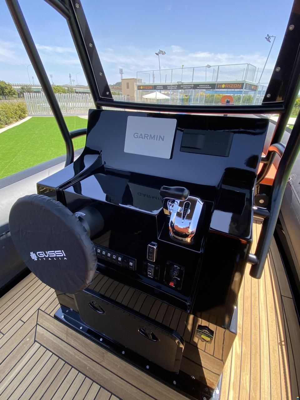 SeaWater Phantom 260