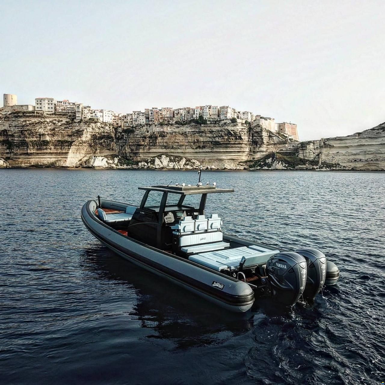 SeaWater Phantom 400