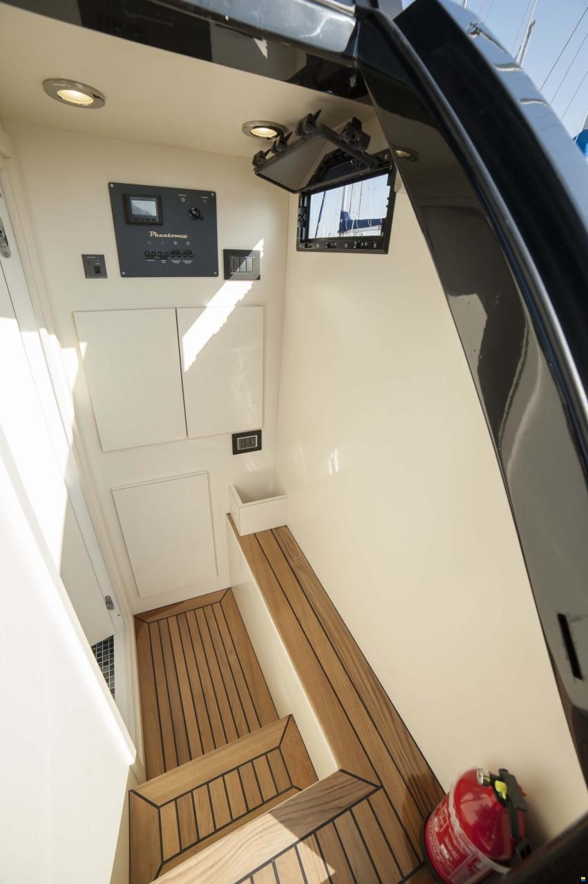 SeaWater Phantom 400