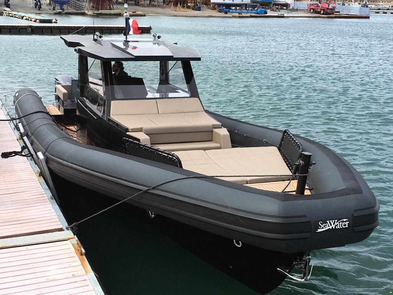 SeaWater Phantom 500