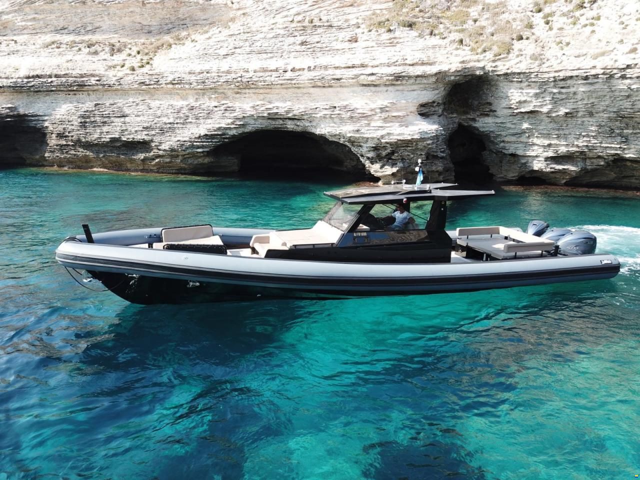 SeaWater Phantom 500