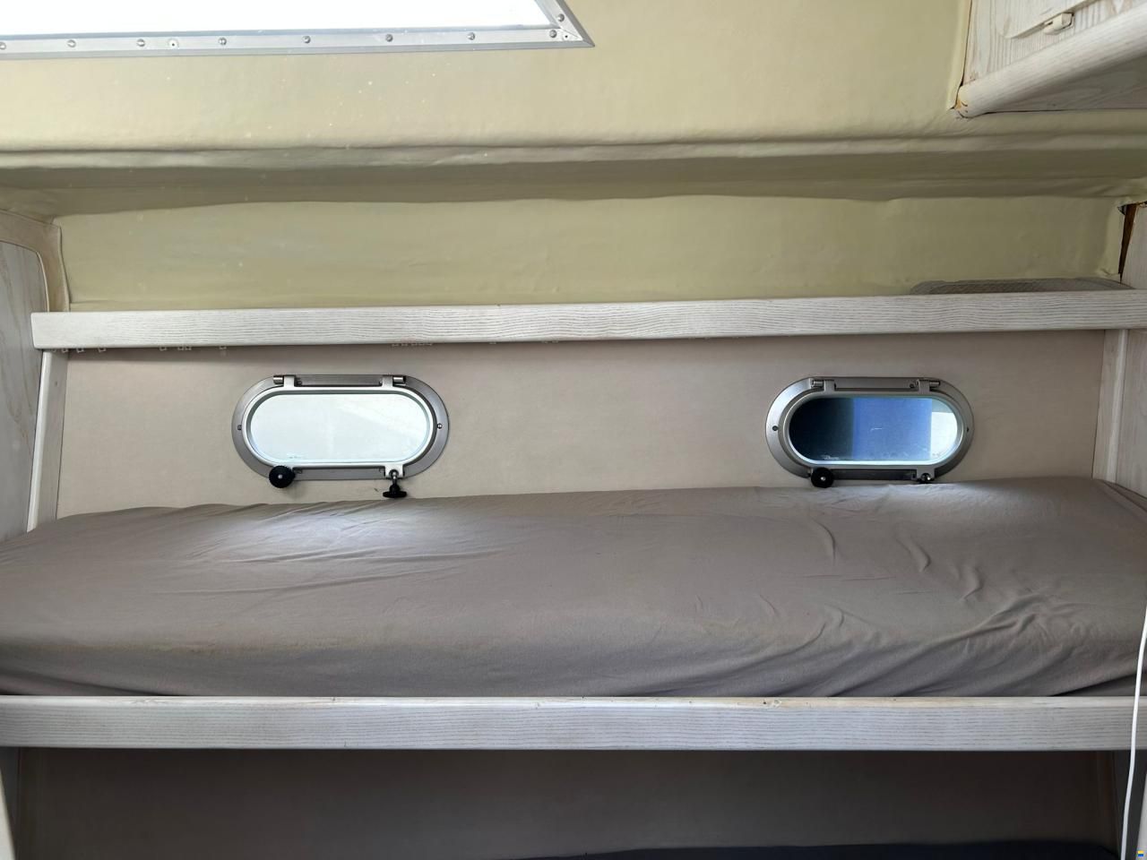Beneteau Antares 10.20 Flybridge