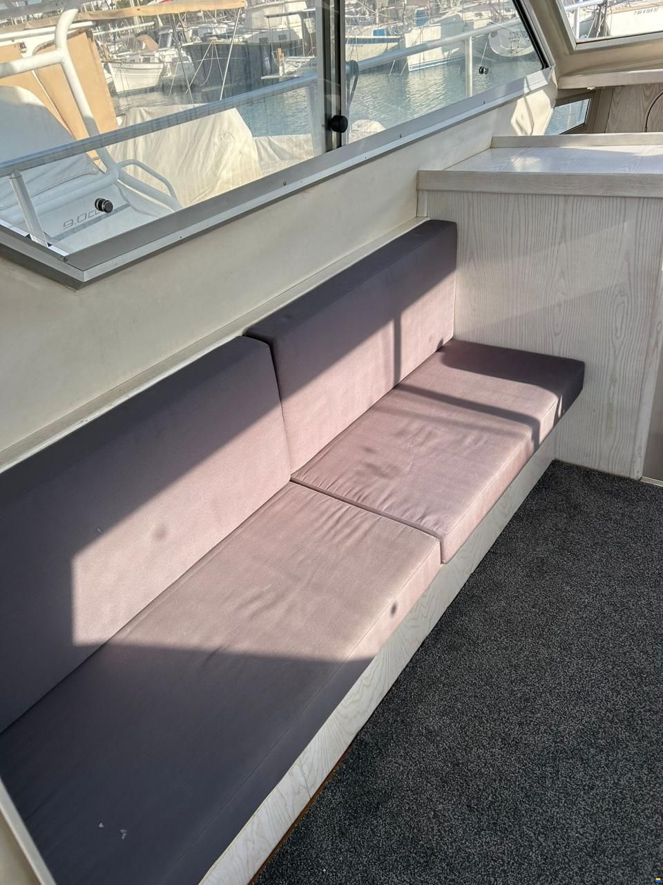 Beneteau Antares 10.20 Flybridge