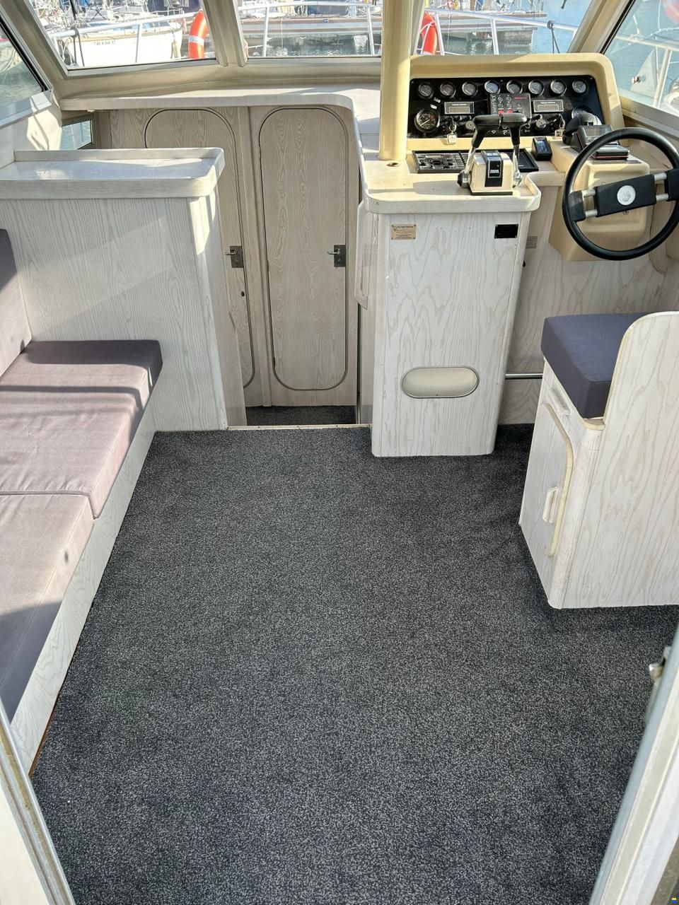 Beneteau Antares 10.20 Flybridge