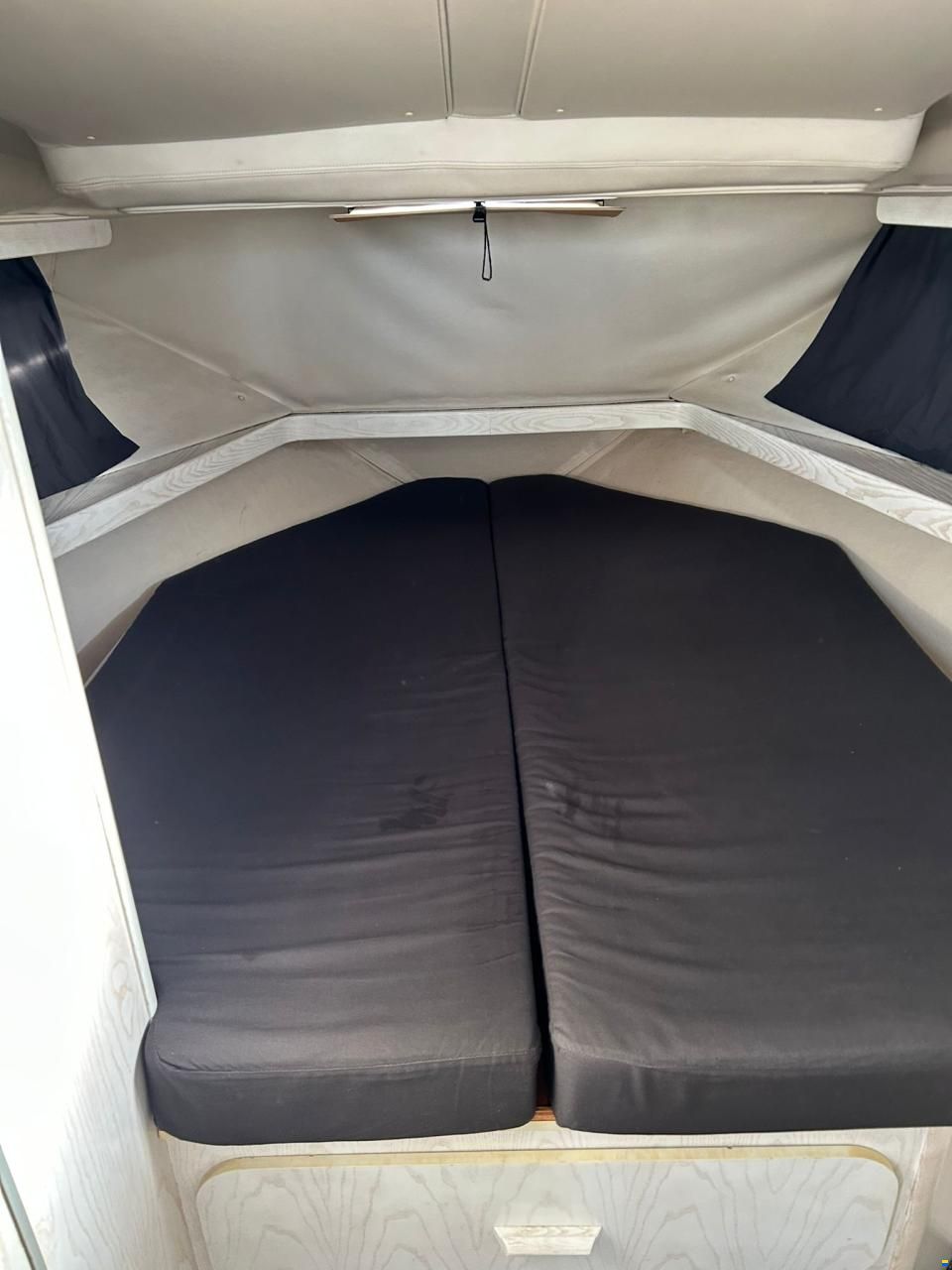 Beneteau Antares 10.20 Flybridge