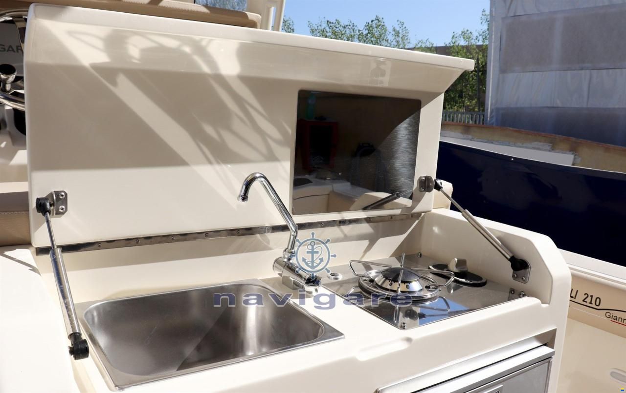 Tuccoli Marine T210 SF Giannutri
