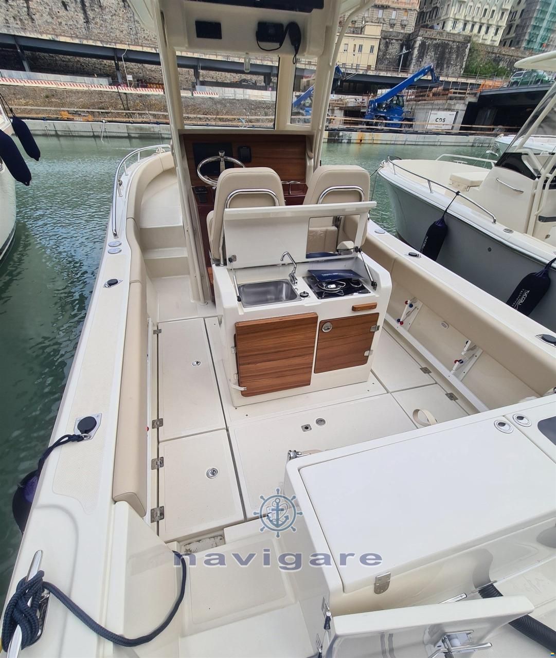 Tuccoli Marine T250 CAPRAIA CALAROSSA
