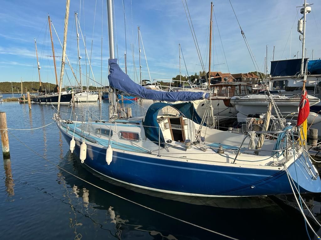 1974 Albin Marine Albin Ballad 30, £ 11.000,-