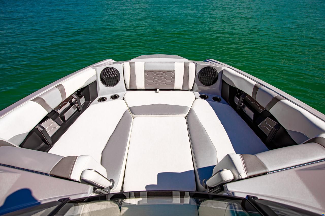 Malibu Wakesetter 23 MXZ