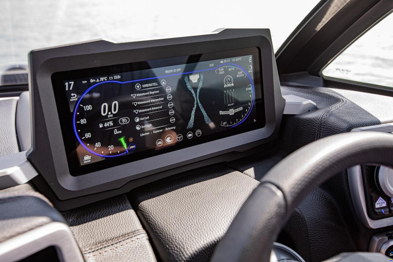 Malibu Wakesetter 23 MXZ