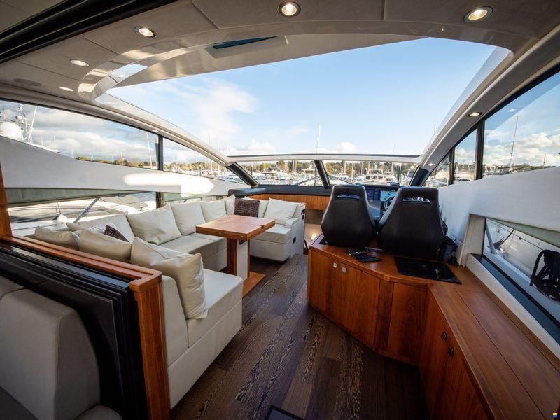 Sunseeker Predator 57