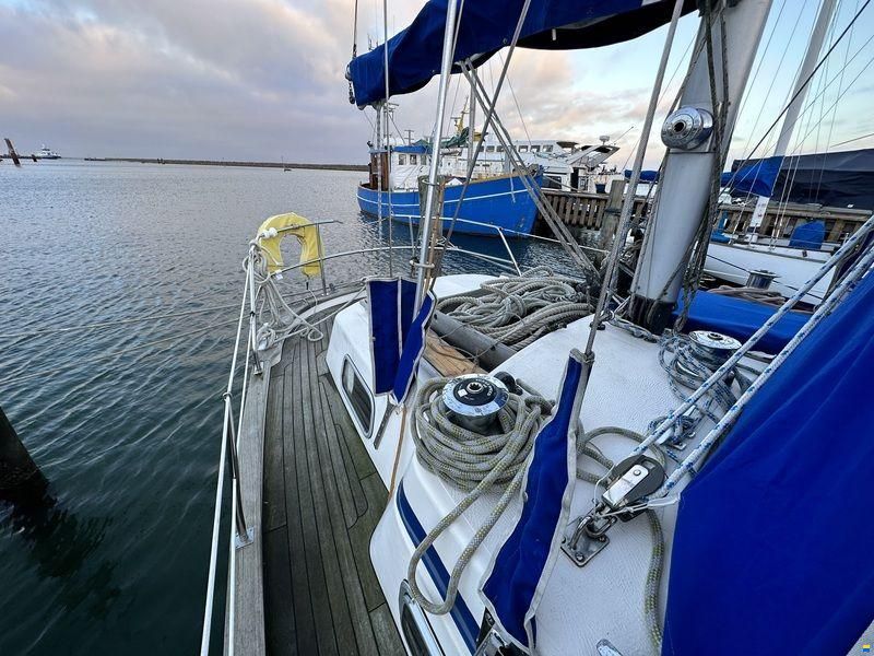 Hallberg-Rassy 41 Ketch
