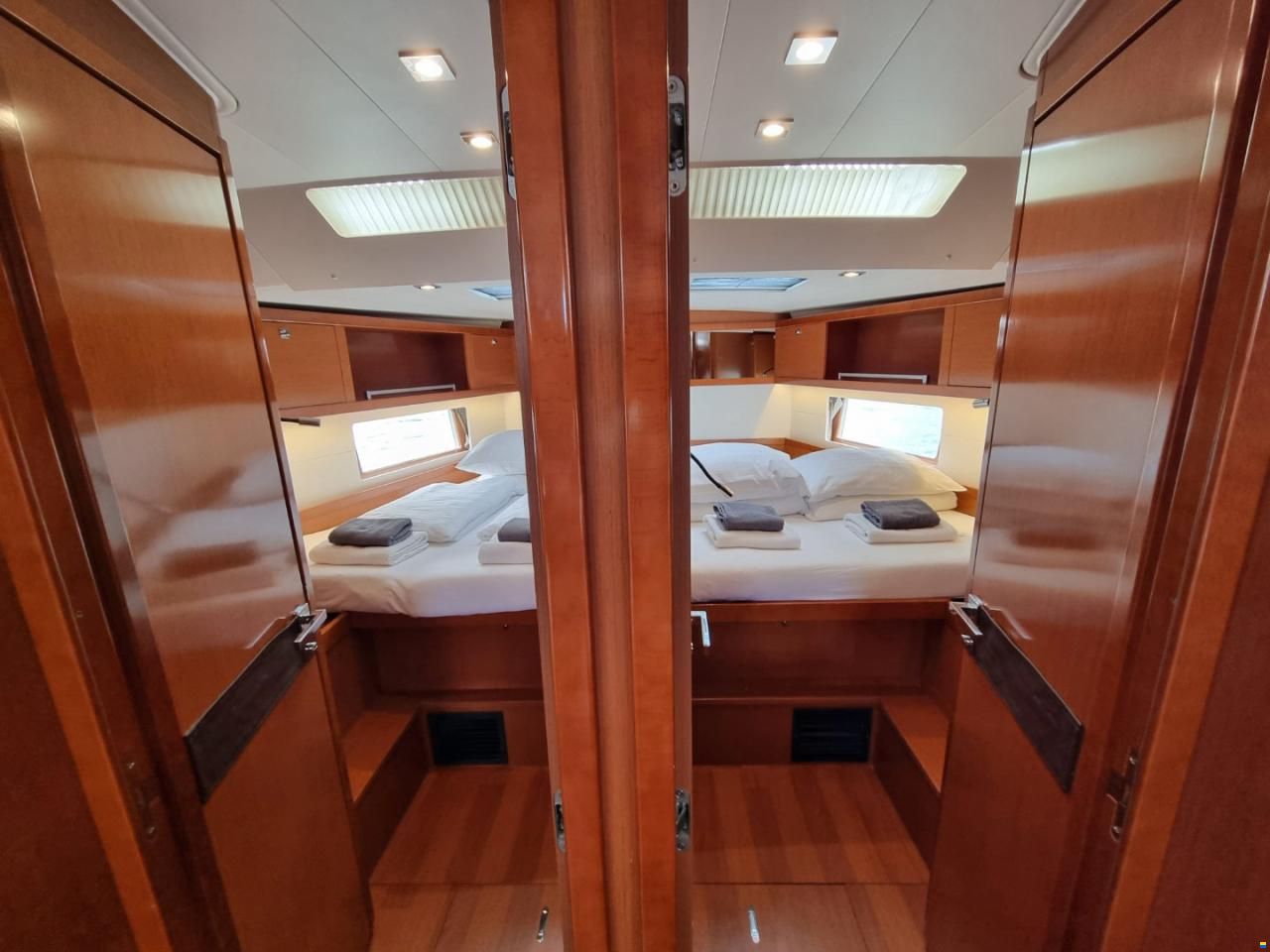 Beneteau Oceanis 55