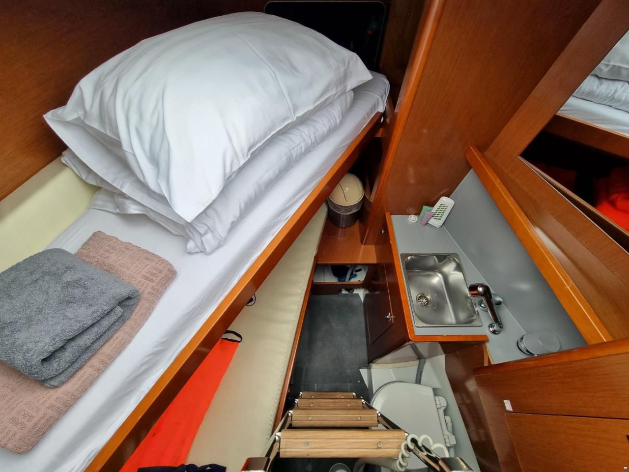 Beneteau Oceanis 55