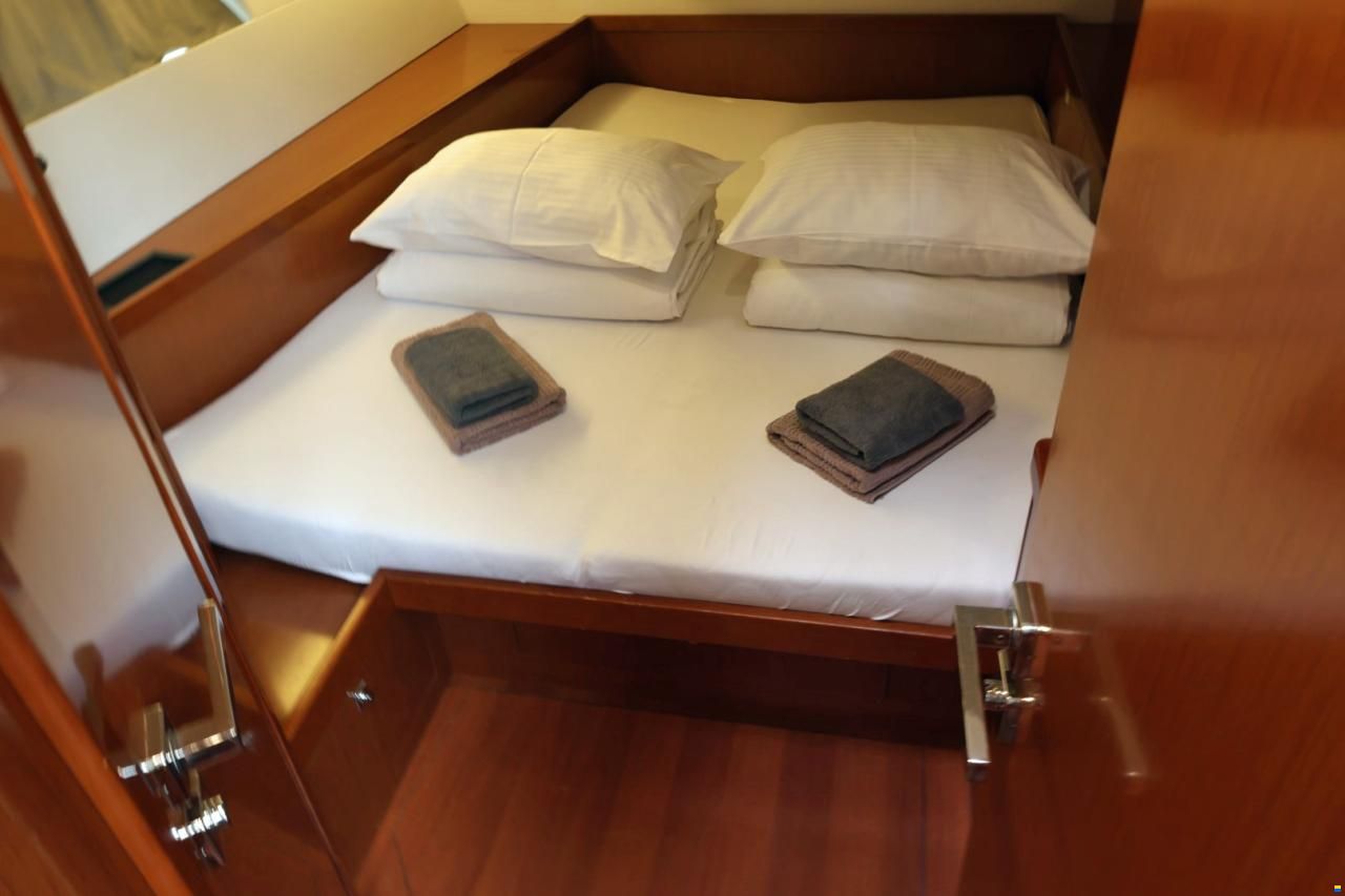 Beneteau Oceanis 55