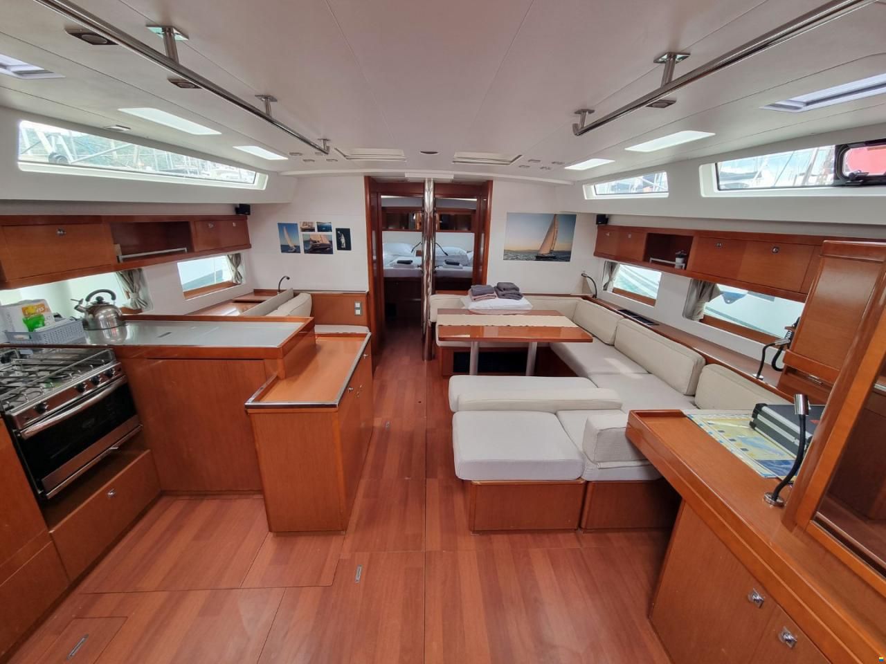 Beneteau Oceanis 55