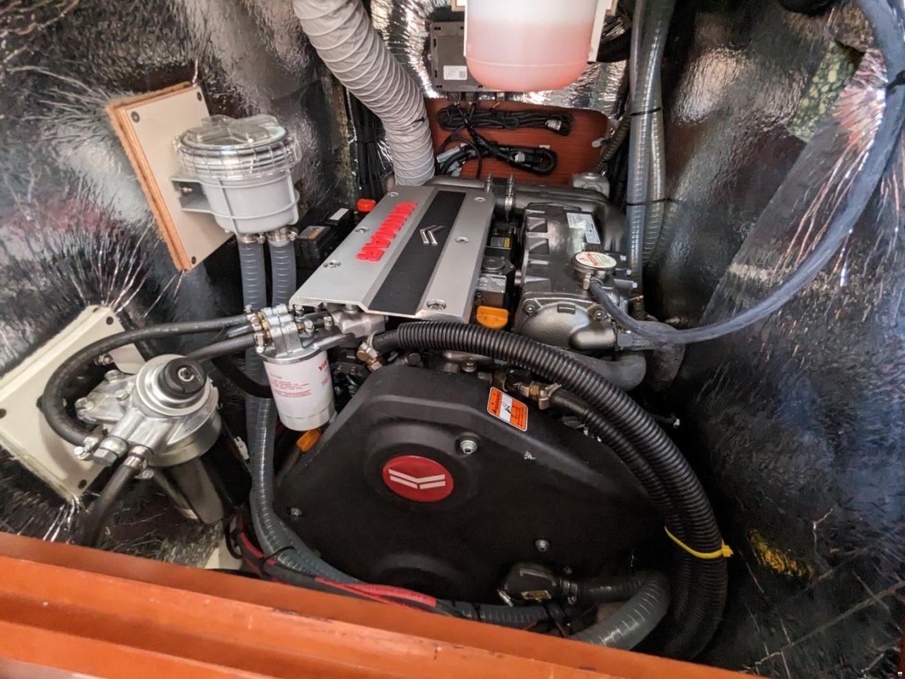 Hanse 548