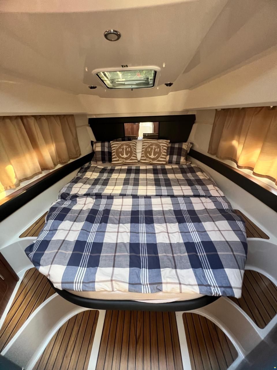 Quicksilver 855 Activ Weekend
