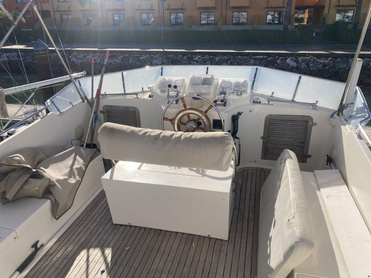 Trader 47 Flybridge  Cruising Motor Yacht or Li