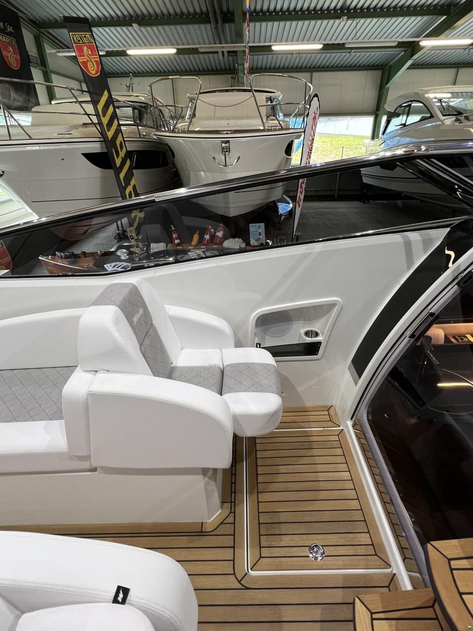 Windy 32 Grand Zonda RS