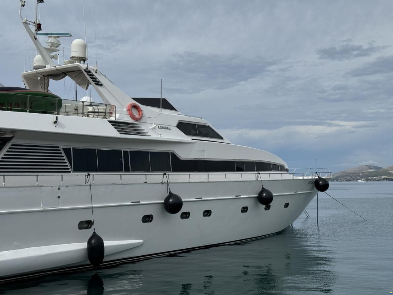 Admiral 27