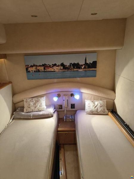 Princess 66 Fly