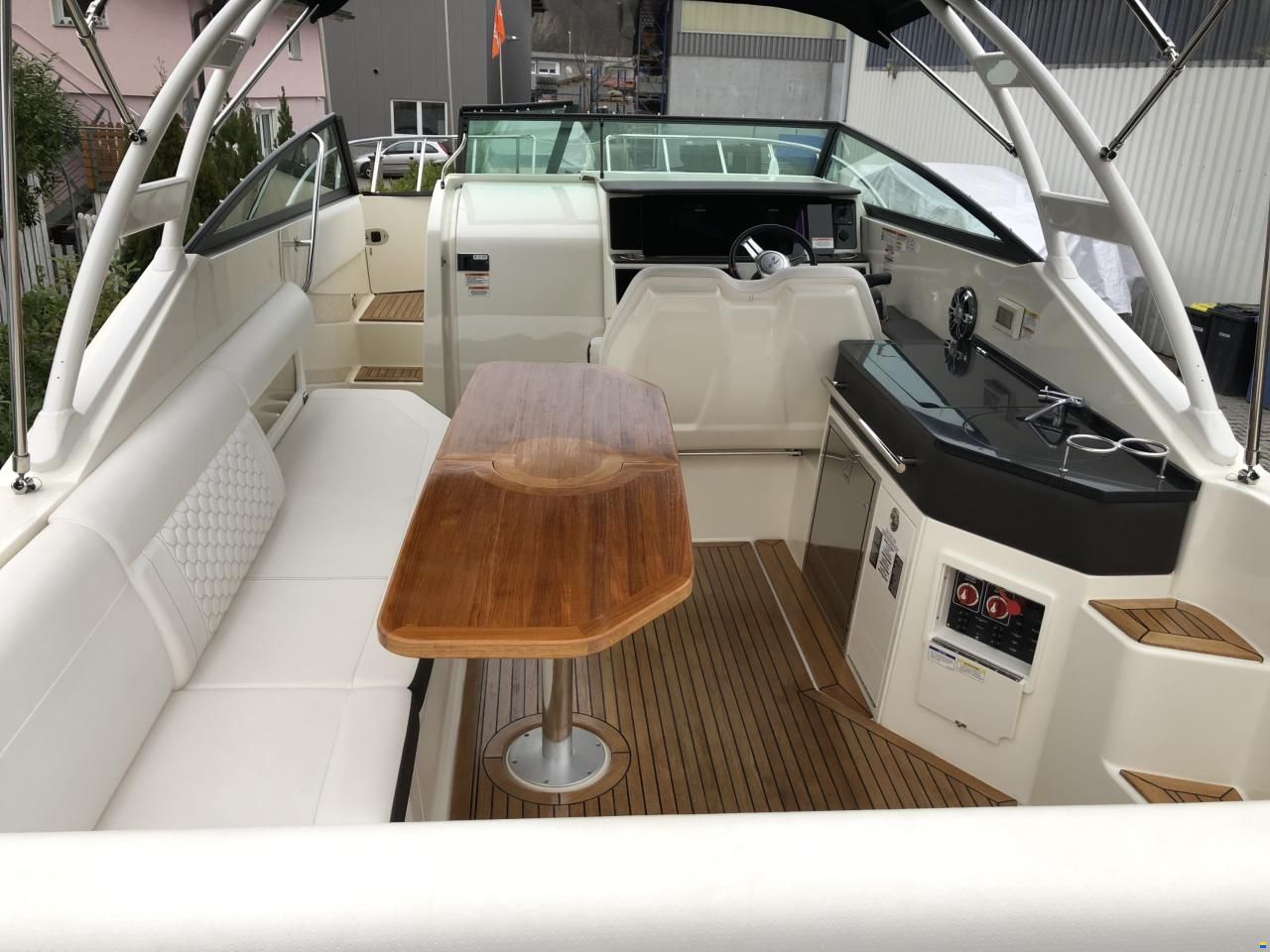 Sea Ray Sundancer (DAE) 290 / TOP Zustand / Bode