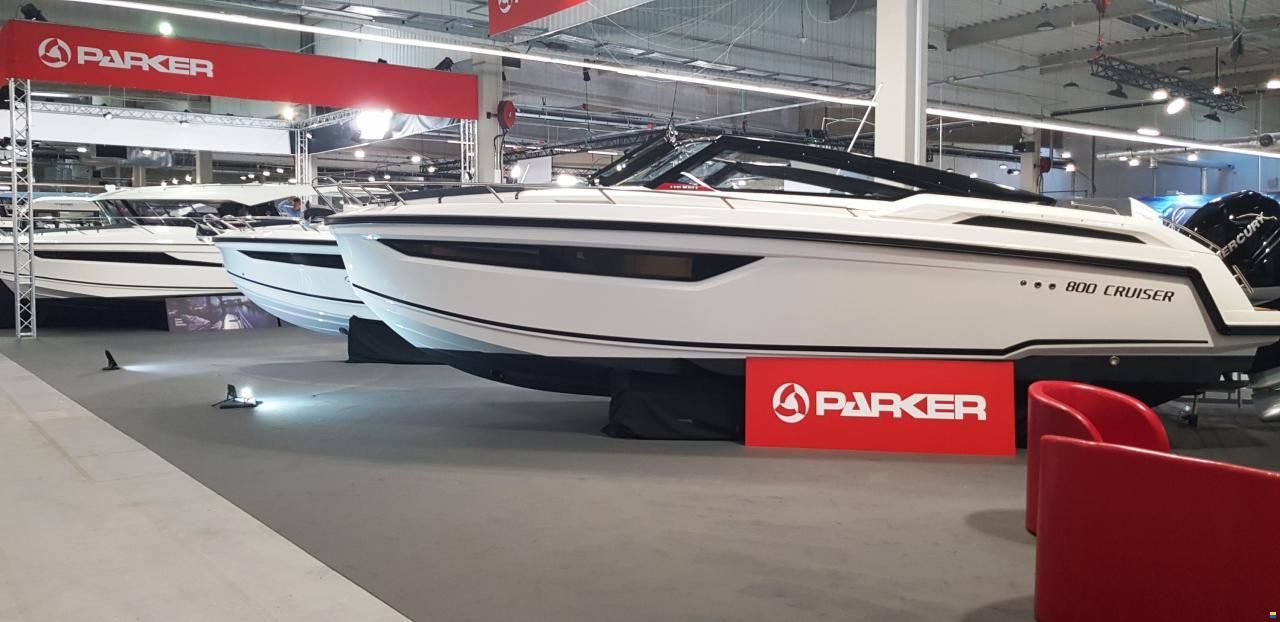 Parker 800 Cruiser Mercury F300 Verado
