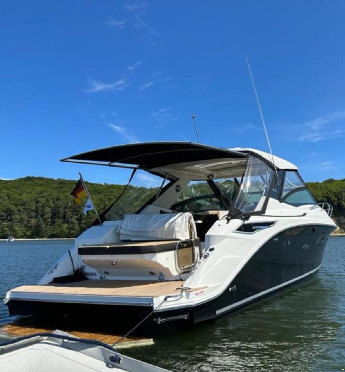 Sea Ray Sundancer 320 DAE