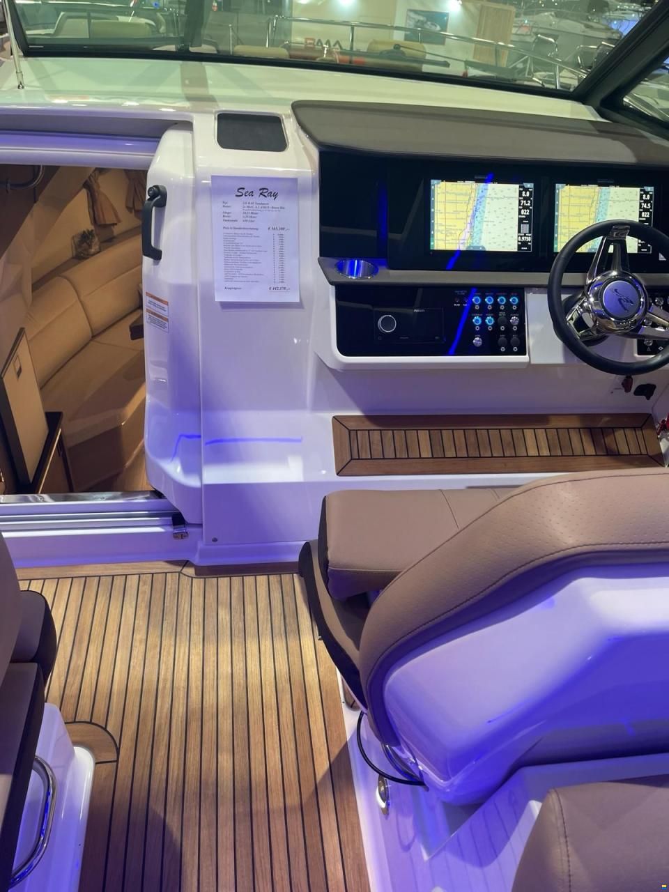 Sea Ray Sundancer 320 DAE