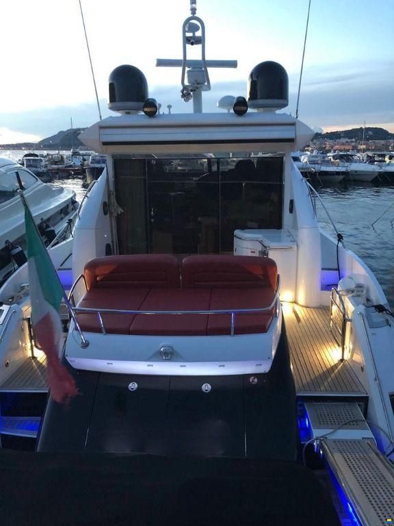 Sunseeker PREDATOR 52