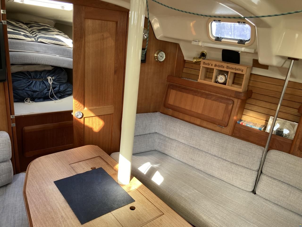 Hunter Marine Legend 35.5