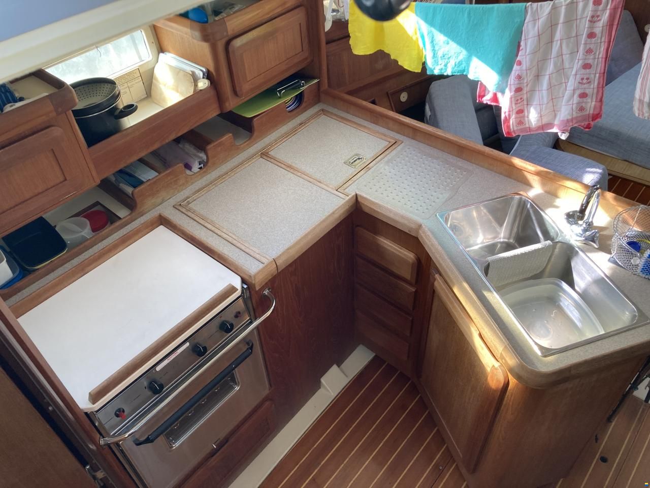 Hunter Marine Legend 35.5