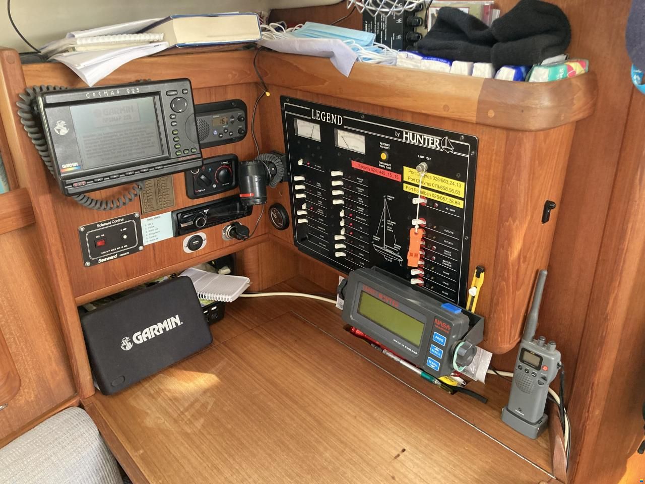 Hunter Marine Legend 35.5