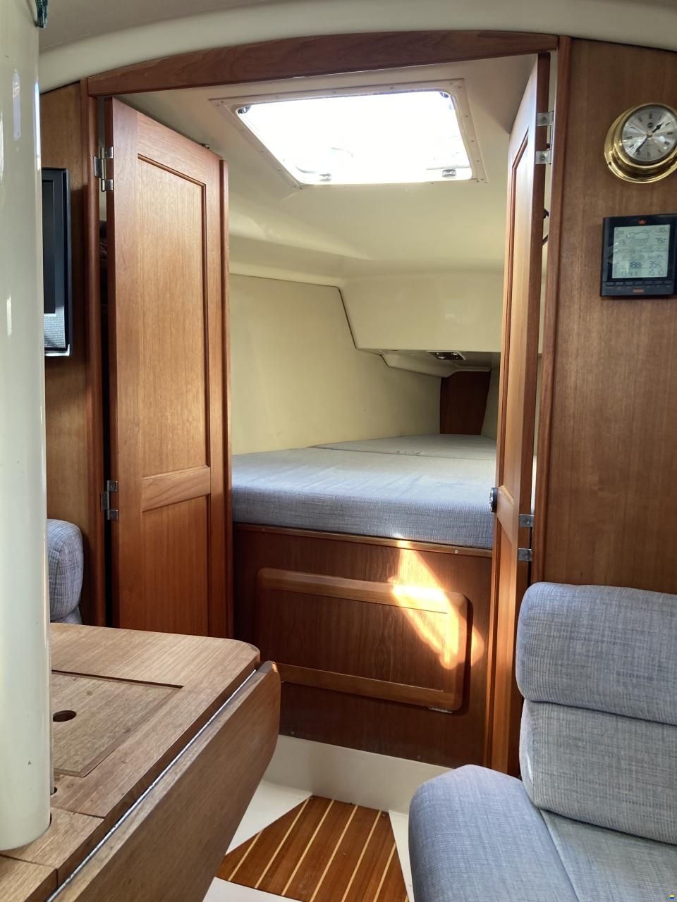 Hunter Marine Legend 35.5